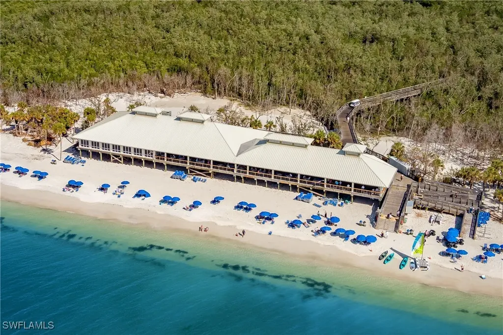 6849 Grenadier Boulevard Naples FL 34108