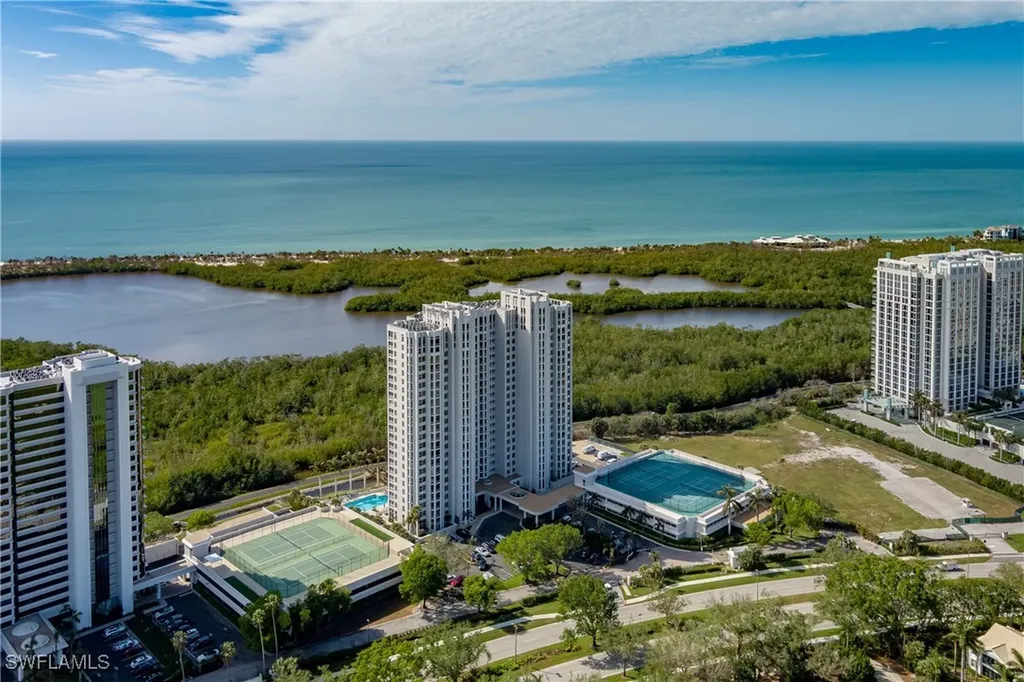 6849 Grenadier Boulevard Naples FL 34108