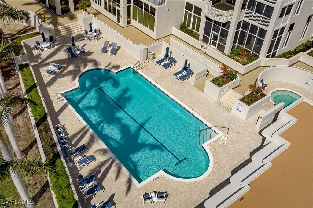 6849 Grenadier Boulevard Naples FL 34108