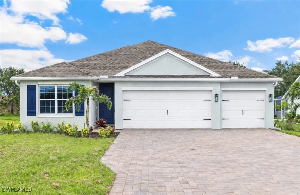106 SE 23rd Place Cape Coral FL 33990