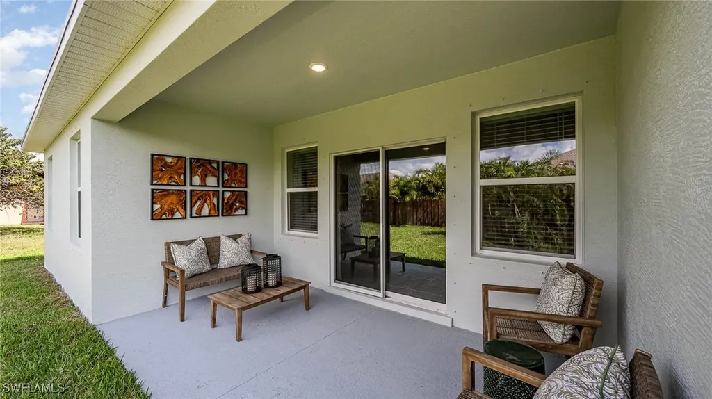 106 SE 23rd Place Cape Coral FL 33990