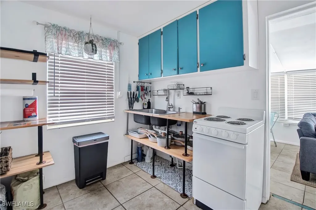 101 Pago Pago Drive E Naples FL 34113