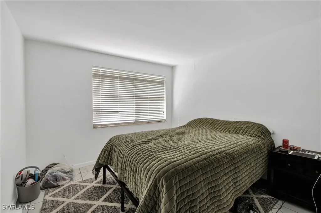 101 Pago Pago Drive E Naples FL 34113