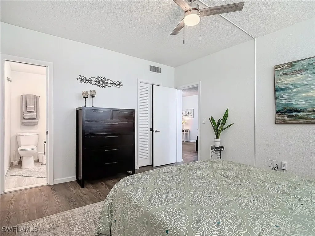 4613 SE 5th Avenue Cape Coral FL 33904