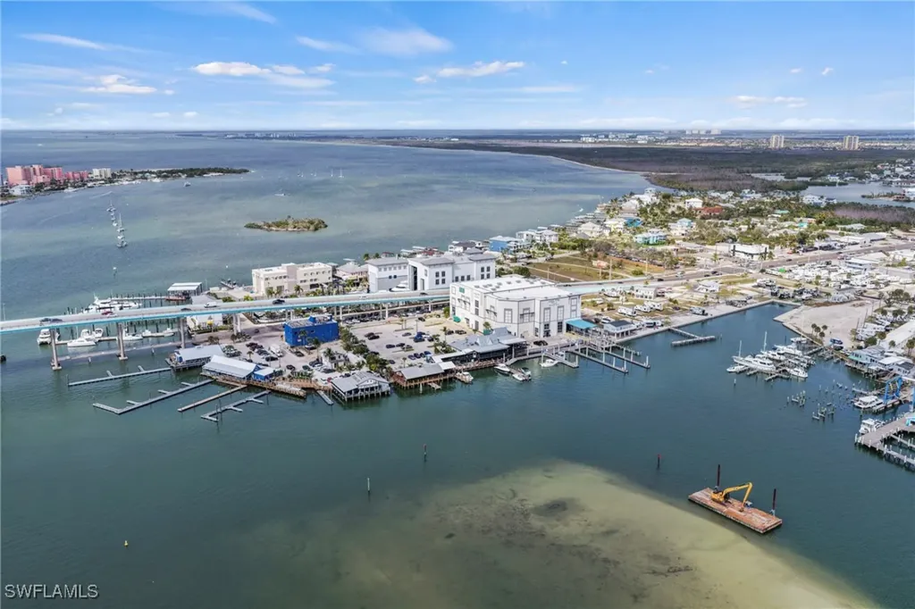 19281 #41 San Carlos Boulevard Fort Myers Beach FL 33931