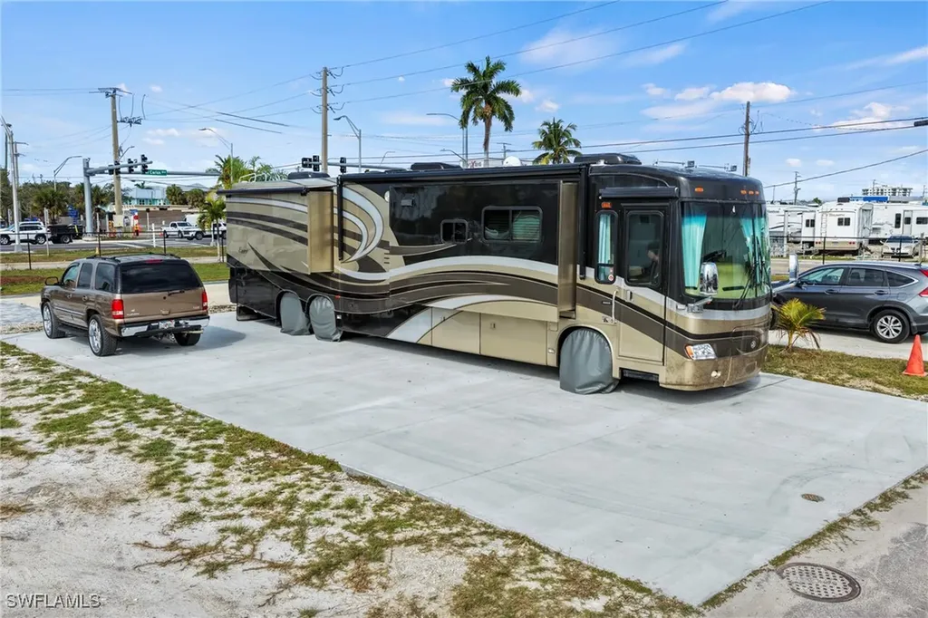 19281 #41 San Carlos Boulevard Fort Myers Beach FL 33931