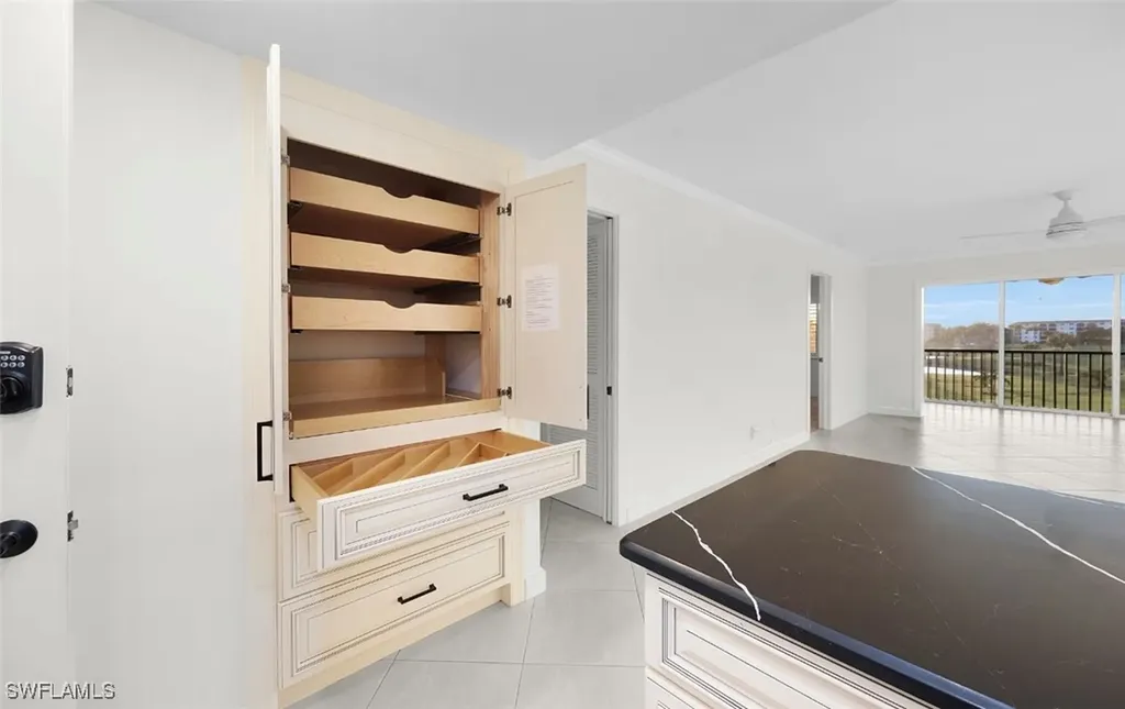 29 High Point Circle E Naples FL 34103