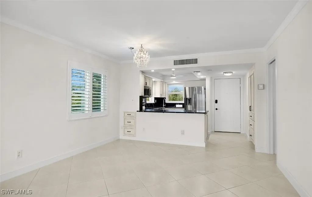 29 High Point Circle E Naples FL 34103