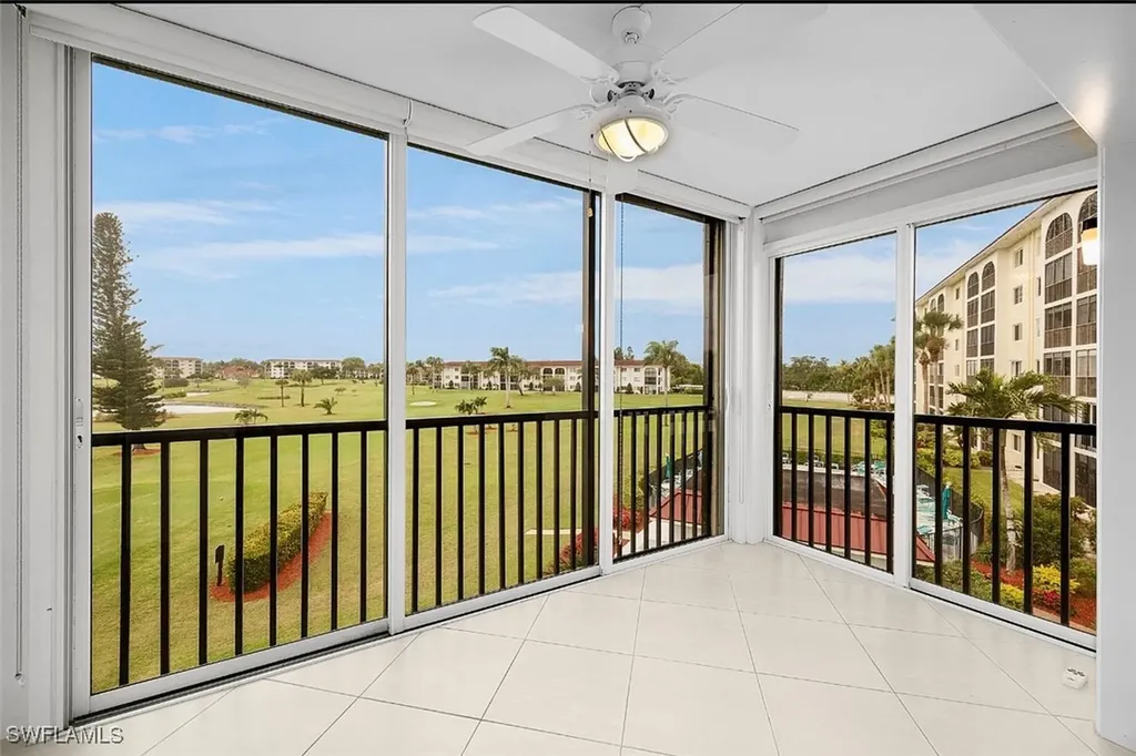 29 High Point Circle E Naples FL 34103