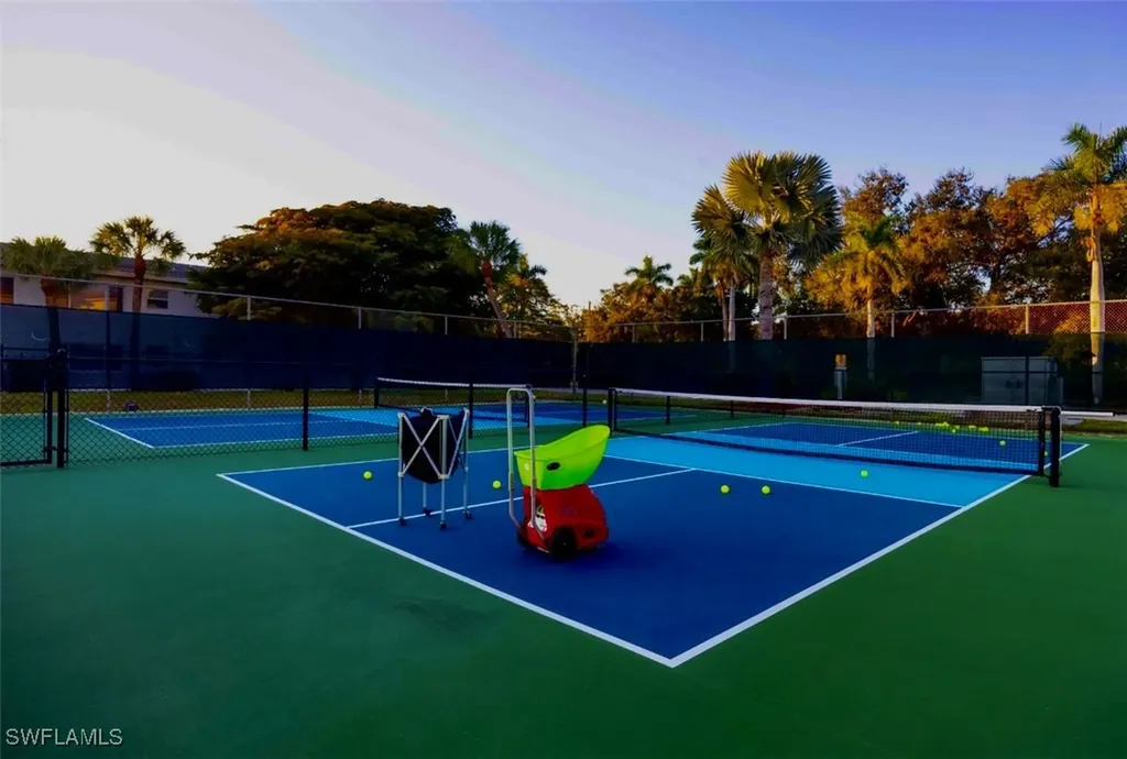 29 High Point Circle E Naples FL 34103