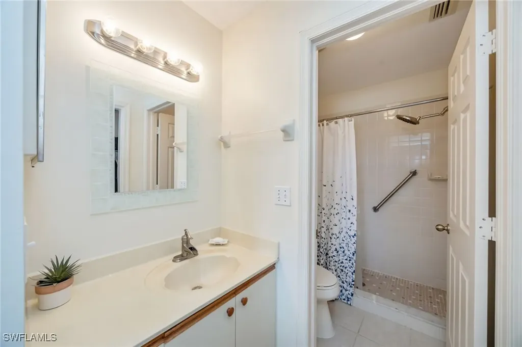 5940 Cranbrook Way Naples FL 34112