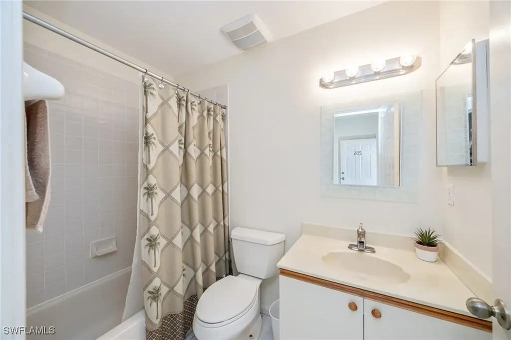 5940 Cranbrook Way Naples FL 34112