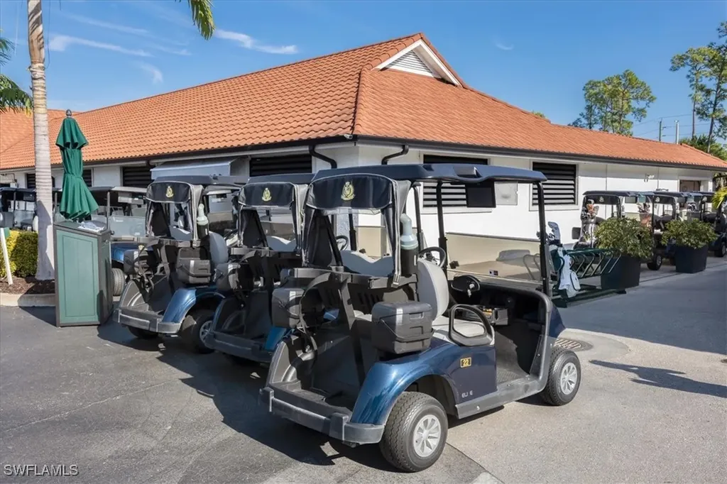 5940 Cranbrook Way Naples FL 34112