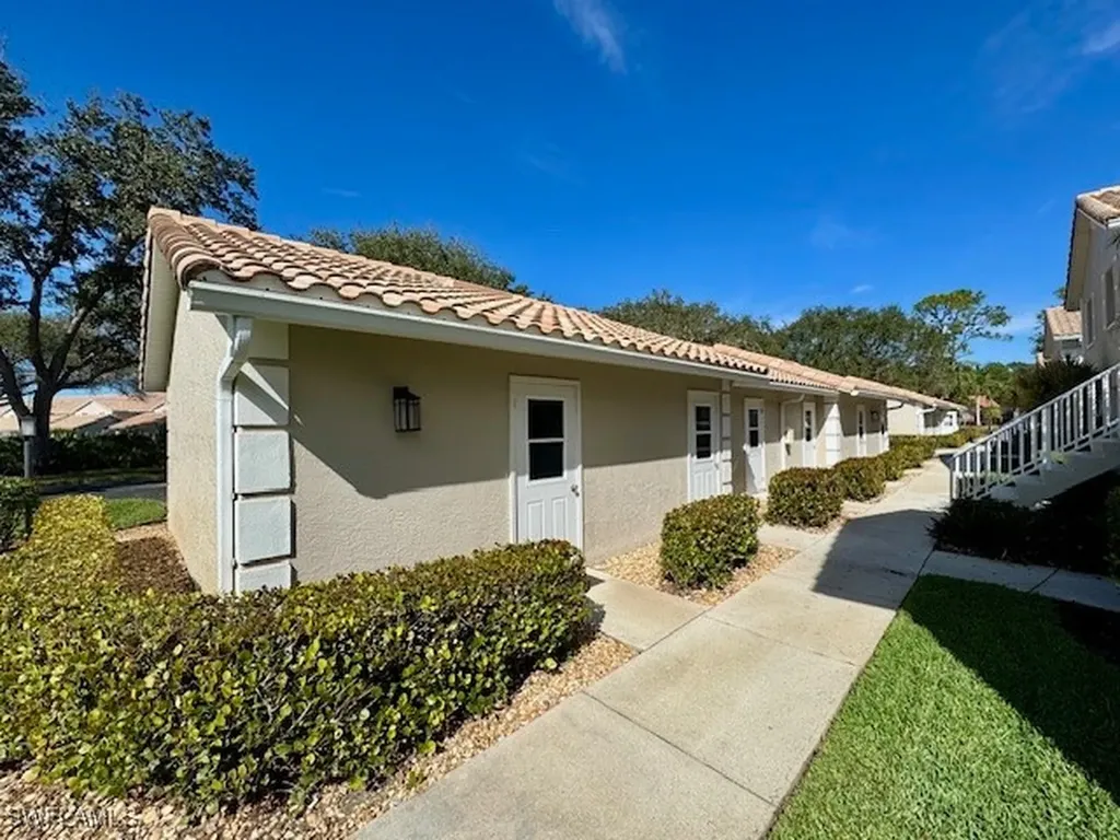 5940 Cranbrook Way Naples FL 34112