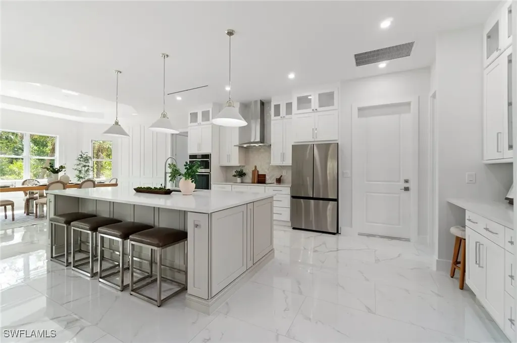 1970 17th Street SW Naples FL 34117
