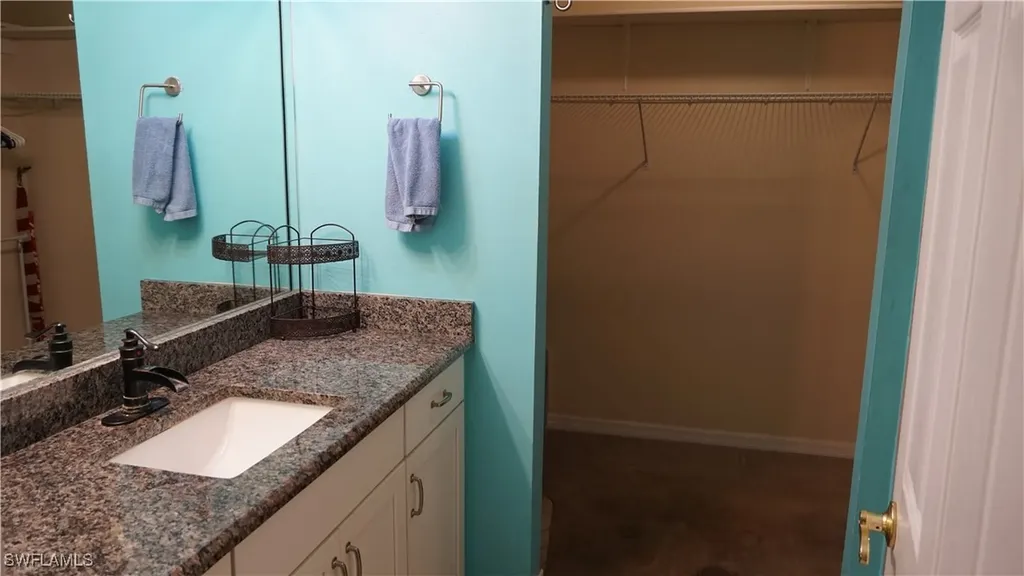 607 SE 47th Street Cape Coral FL 33904