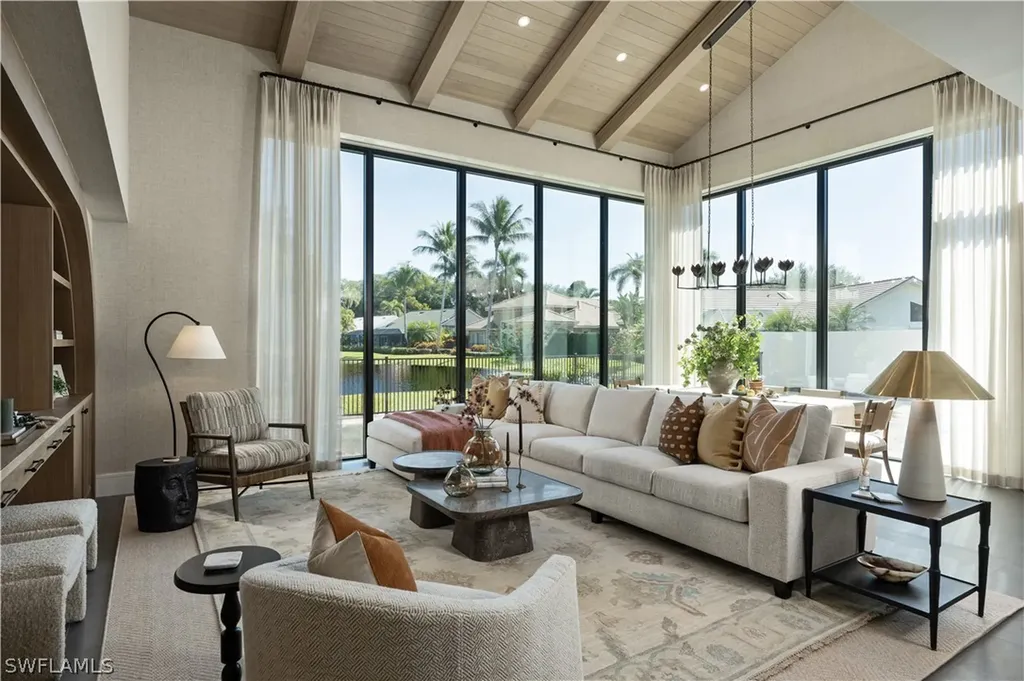 Naples FL, 22 Las Brisas Way, Unit 23