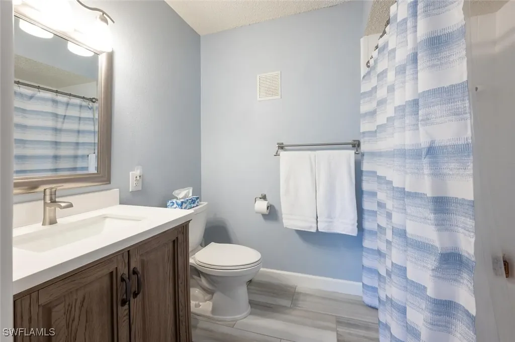 2190 Arbour Walk Circle Naples FL 34109