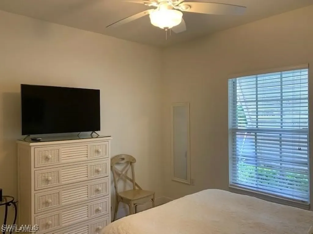 1380 Sweetwater Cove Naples FL 34110