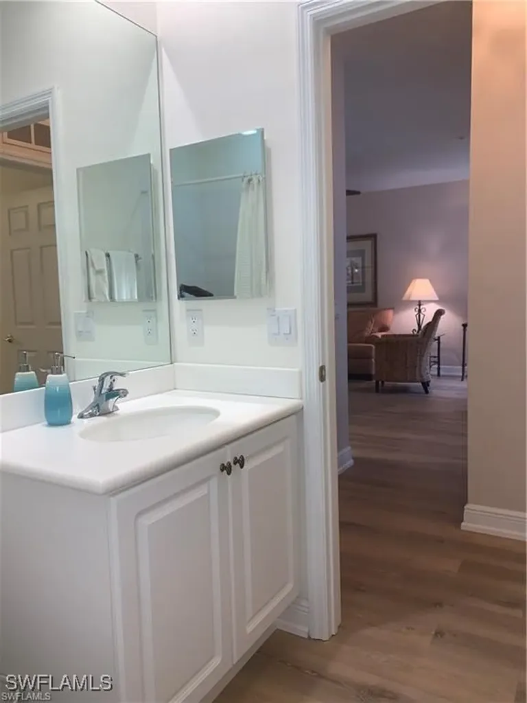 1380 Sweetwater Cove Naples FL 34110