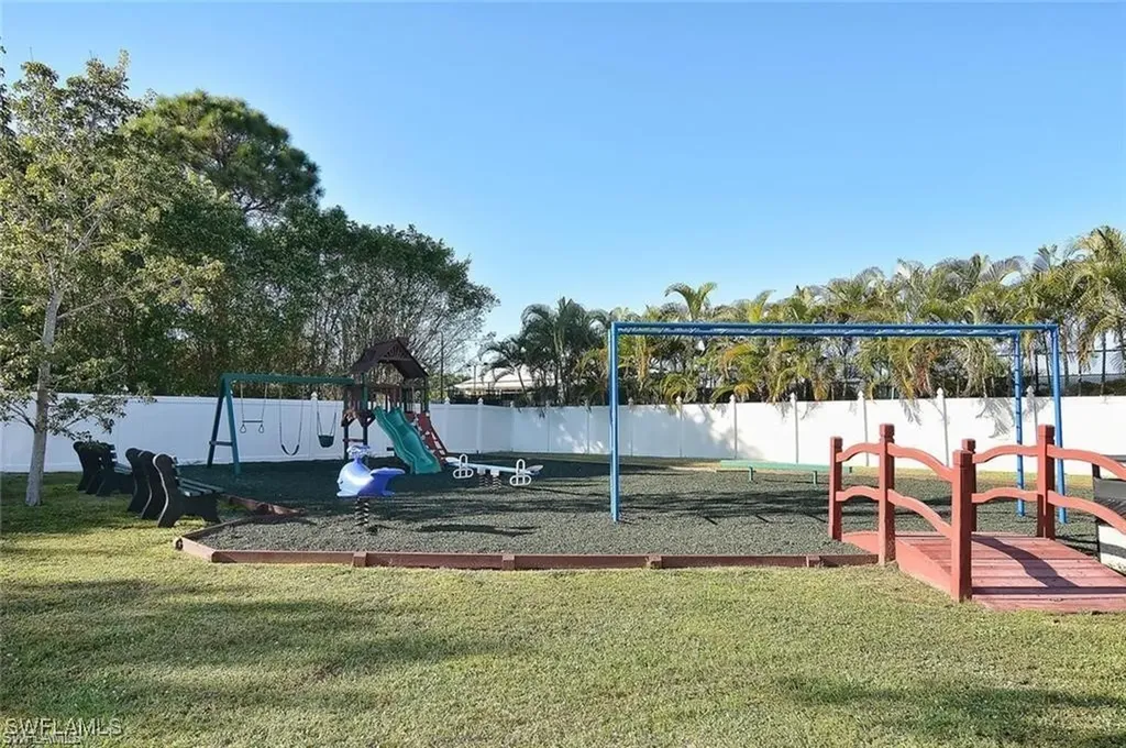 1380 Sweetwater Cove Naples FL 34110