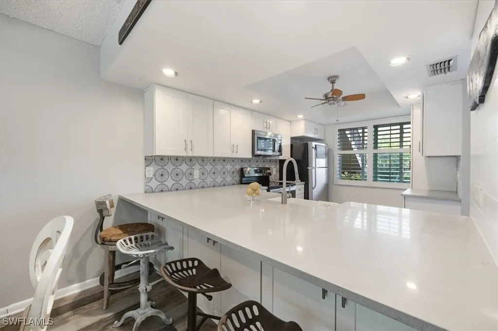 142 Palm Drive Naples FL 34112