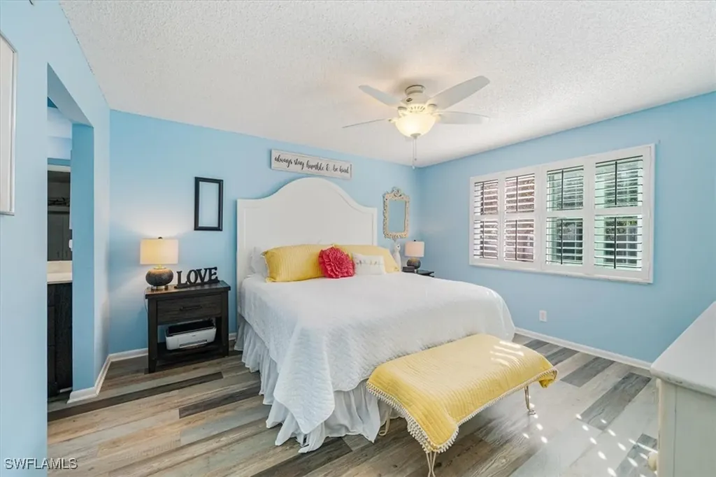 142 Palm Drive Naples FL 34112