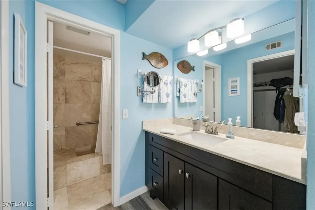 142 Palm Drive Naples FL 34112