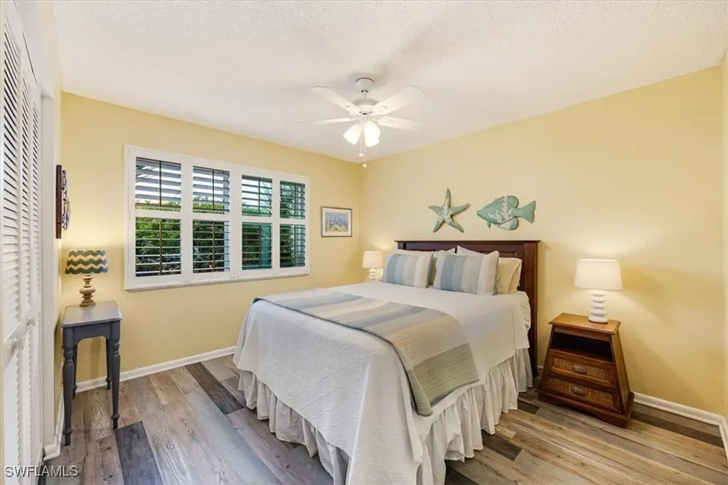 142 Palm Drive Naples FL 34112