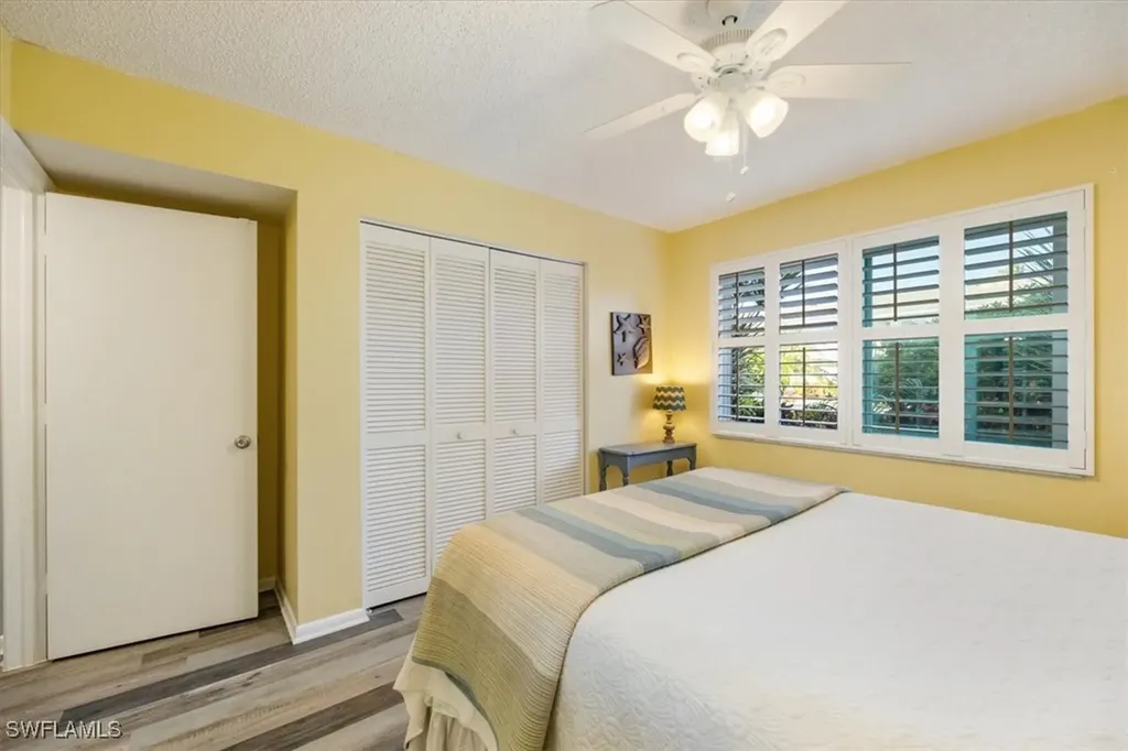 142 Palm Drive Naples FL 34112