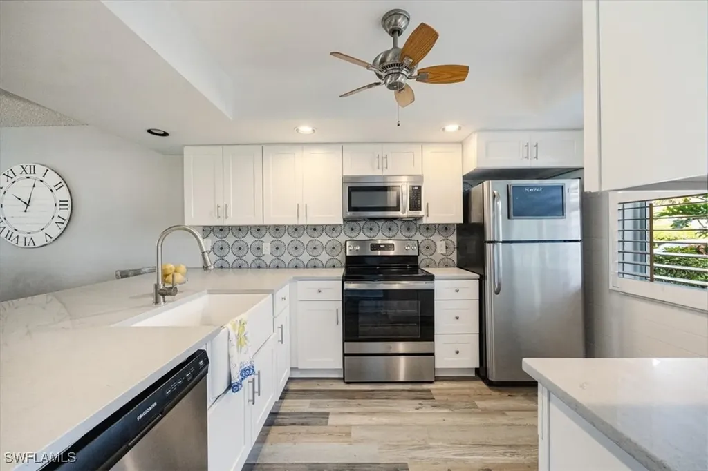 142 Palm Drive Naples FL 34112