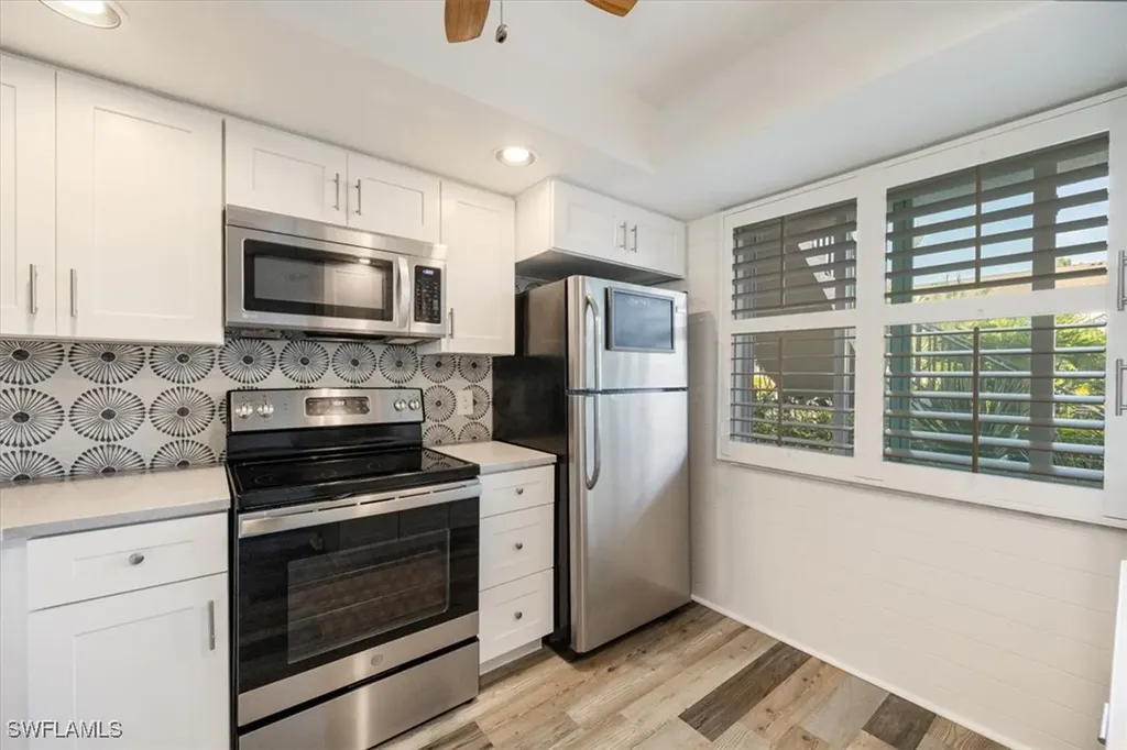 142 Palm Drive Naples FL 34112