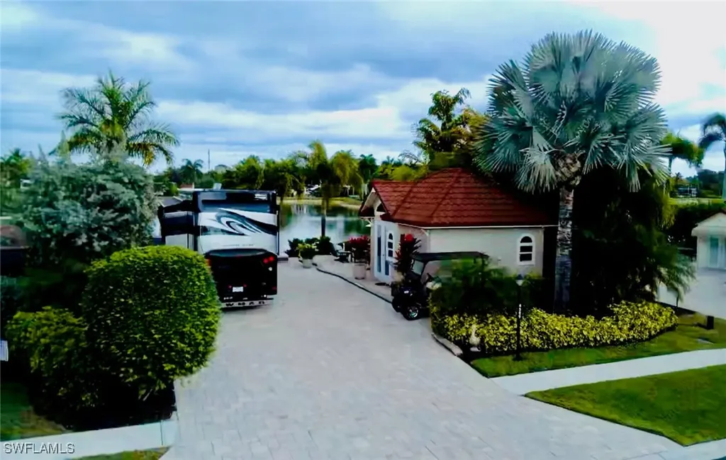 4589 Southern Breeze Drive Naples FL 34114