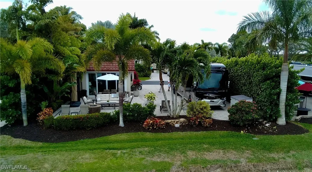 4589 Southern Breeze Drive Naples FL 34114