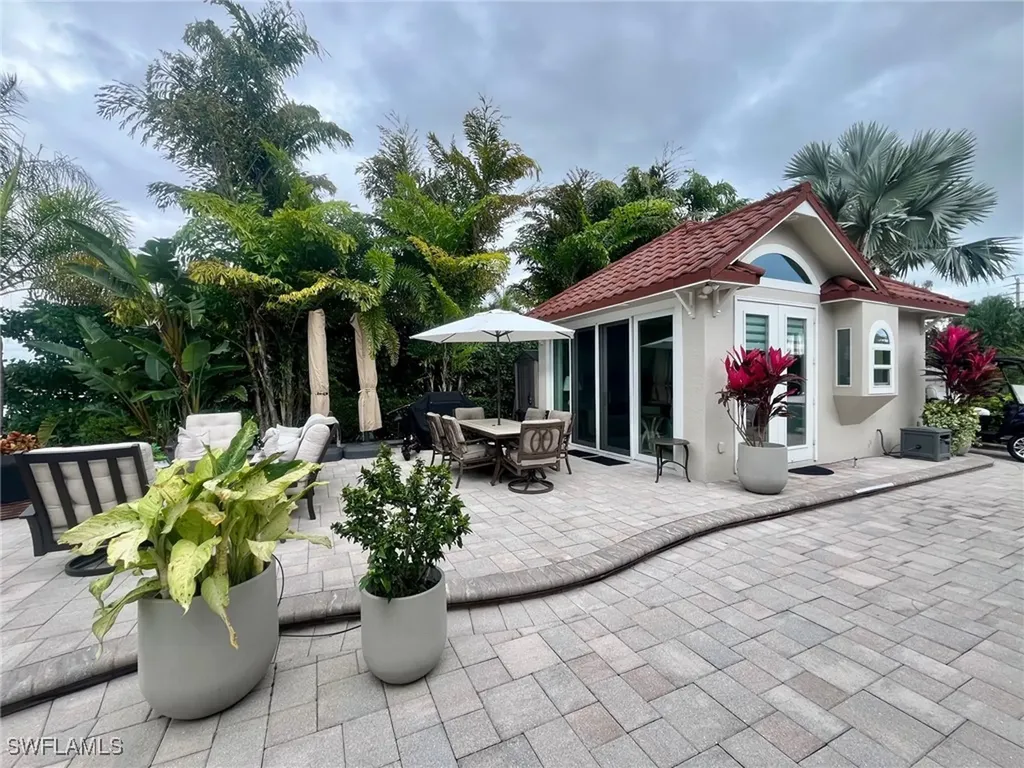 4589 Southern Breeze Drive Naples FL 34114