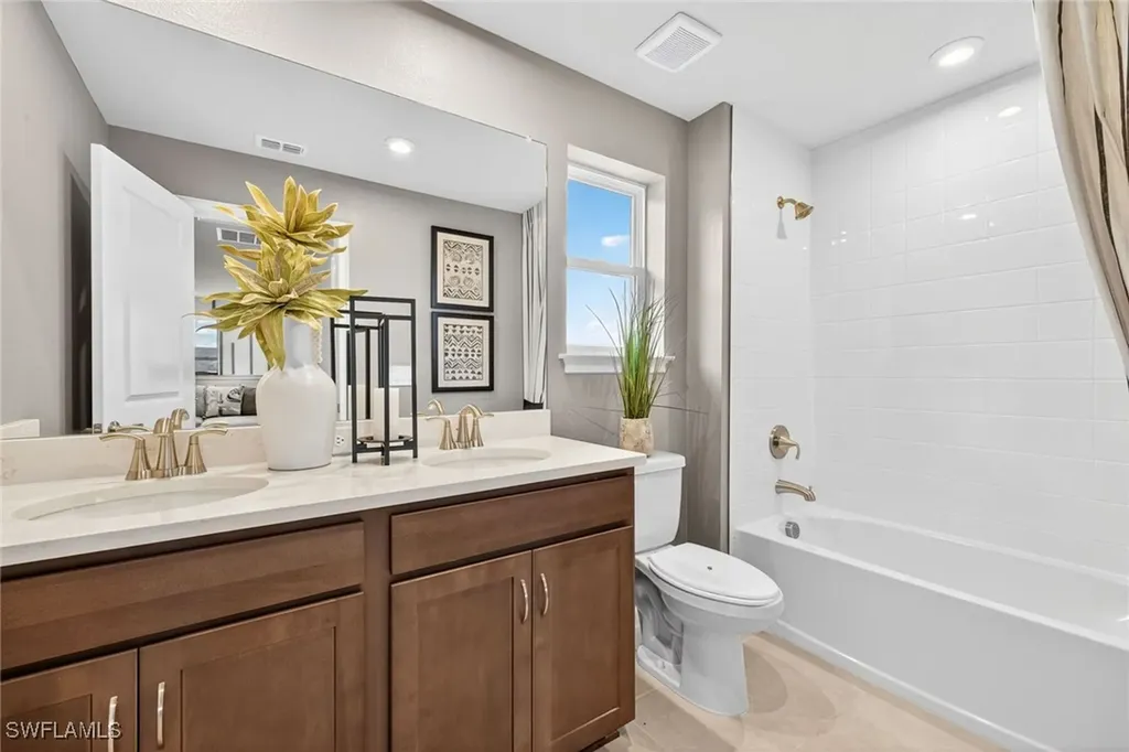 1600 Summerlit Avenue Naples FL 34114