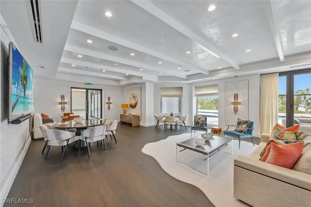 8477 Bay Colony Drive Naples FL 34108
