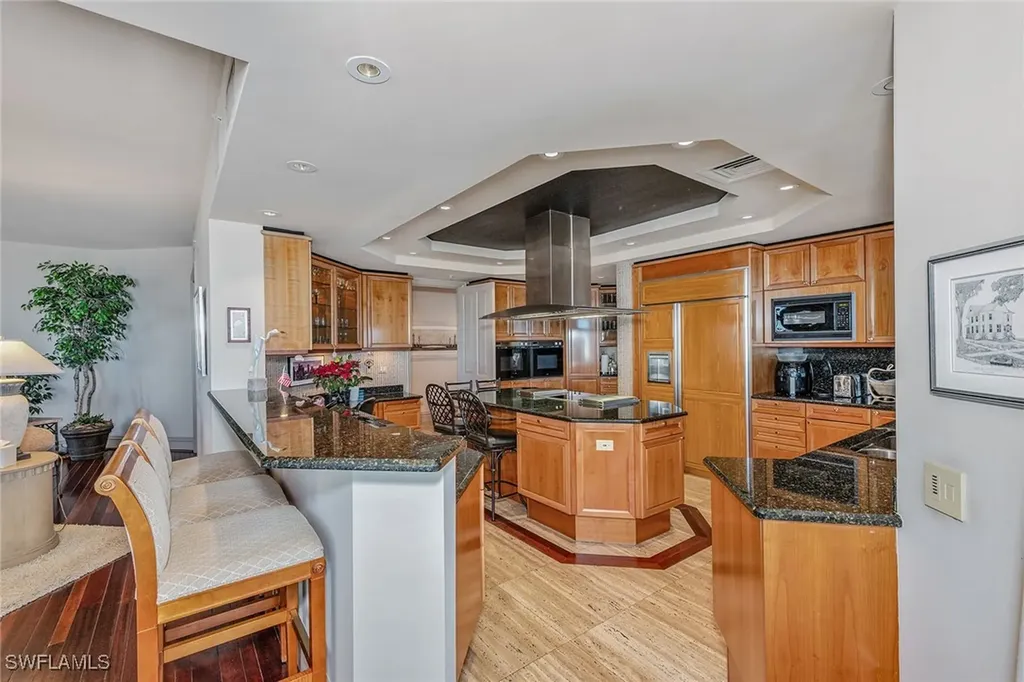 8477 Bay Colony Drive Naples FL 34108