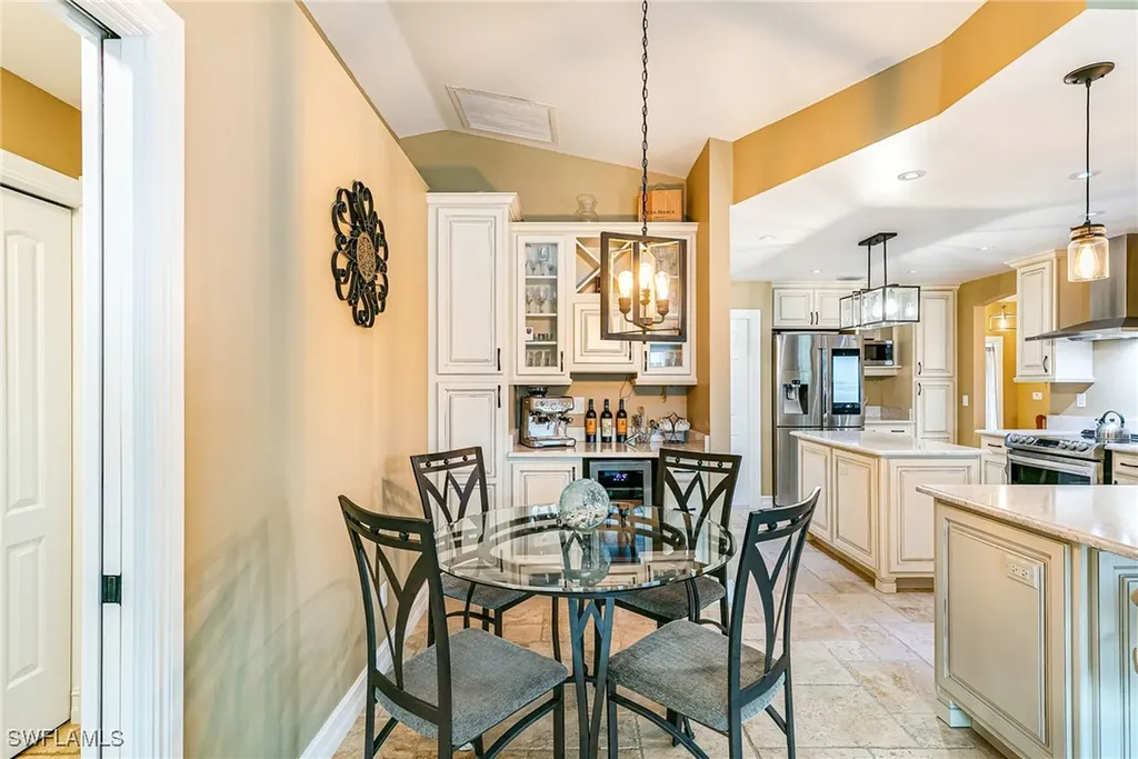 401 Candlewick Circle E Lehigh Acres FL 33936