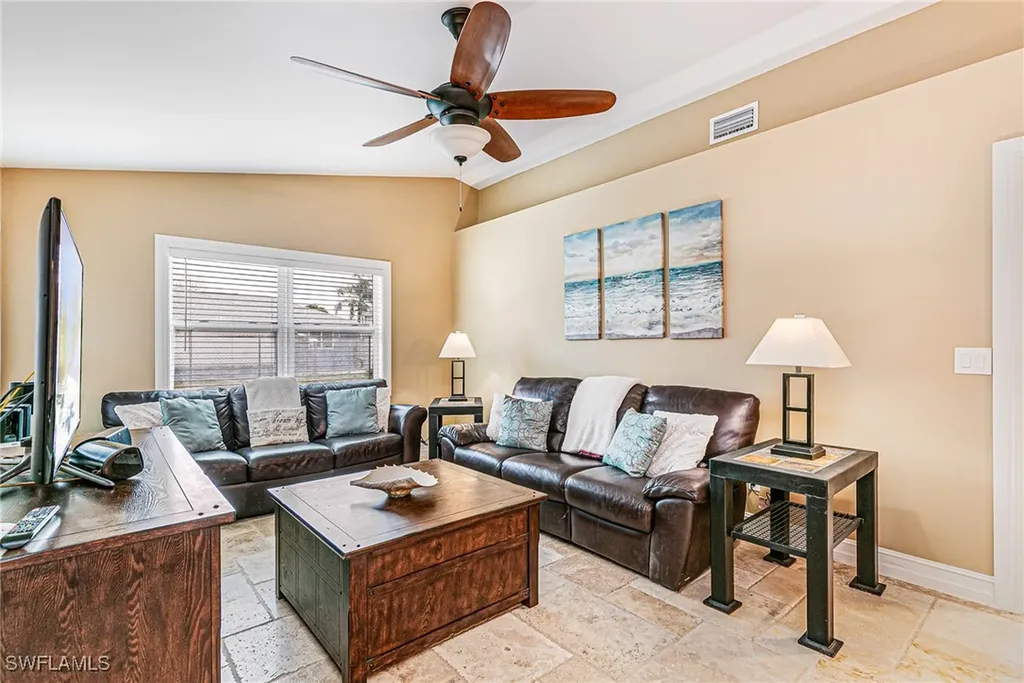 401 Candlewick Circle E Lehigh Acres FL 33936