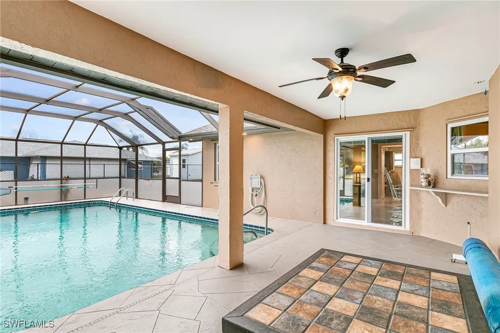 401 Candlewick Circle E Lehigh Acres FL 33936