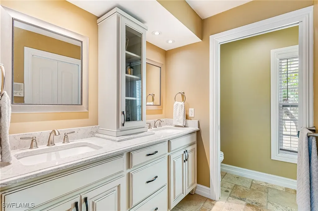 401 Candlewick Circle E Lehigh Acres FL 33936