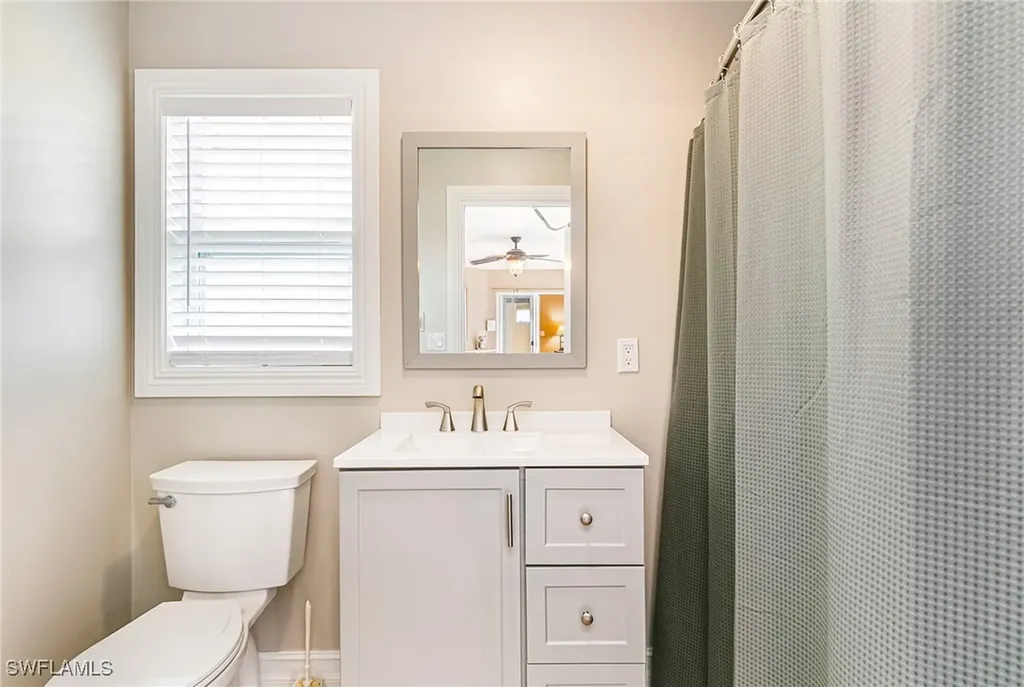 401 Candlewick Circle E Lehigh Acres FL 33936