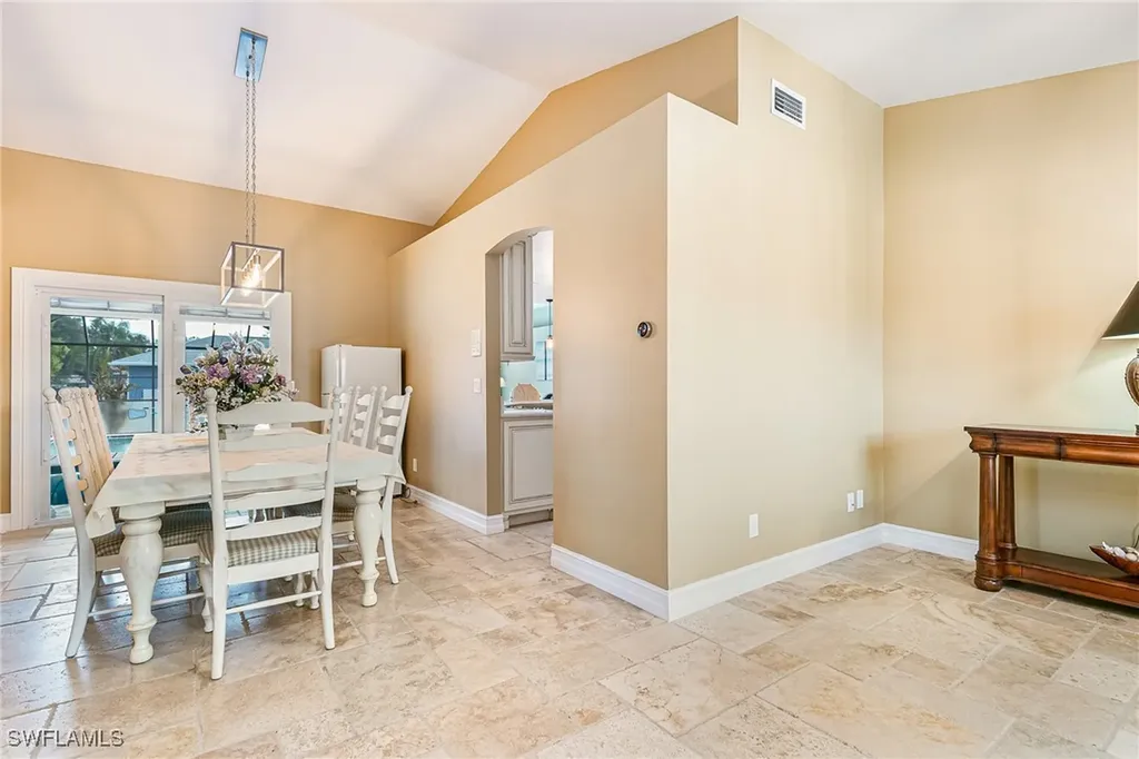 401 Candlewick Circle E Lehigh Acres FL 33936