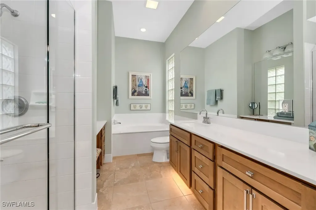 8009 Wilfredo Court Naples FL 34114