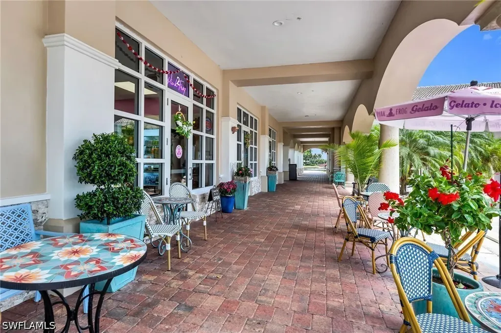 8009 Wilfredo Court Naples FL 34114