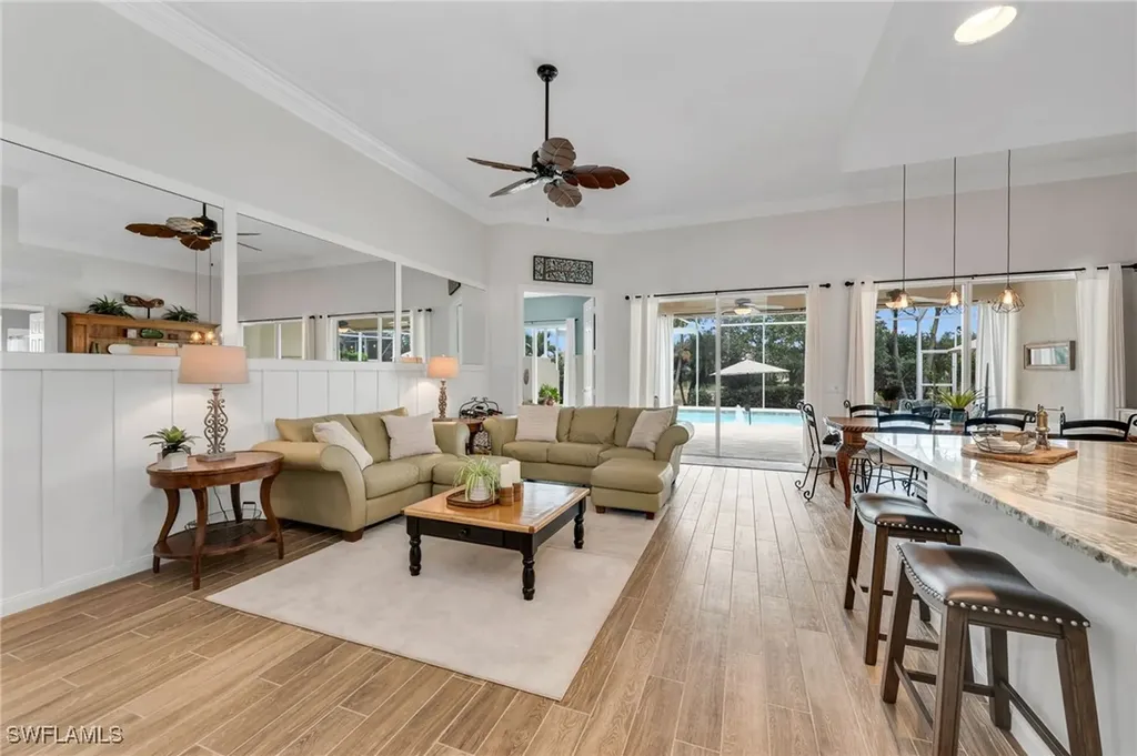 8009 Wilfredo Court Naples FL 34114