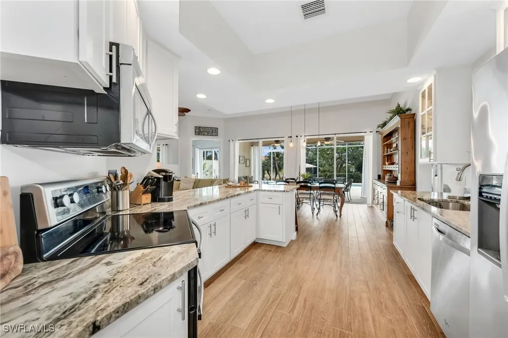 8009 Wilfredo Court Naples FL 34114