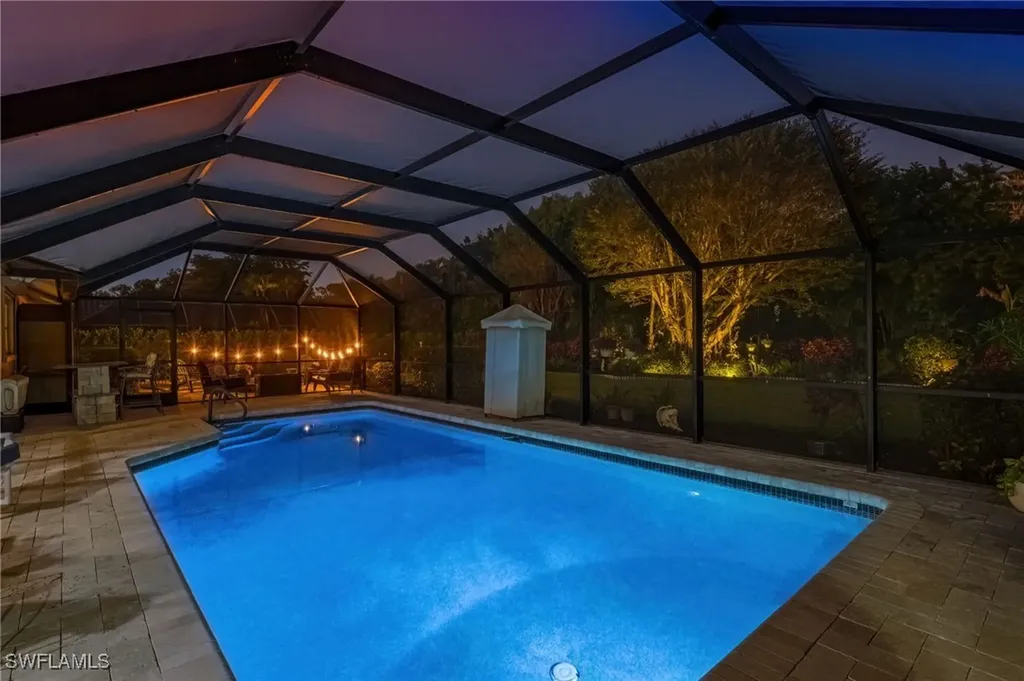 2236 Queens Boulevard Naples FL 34112