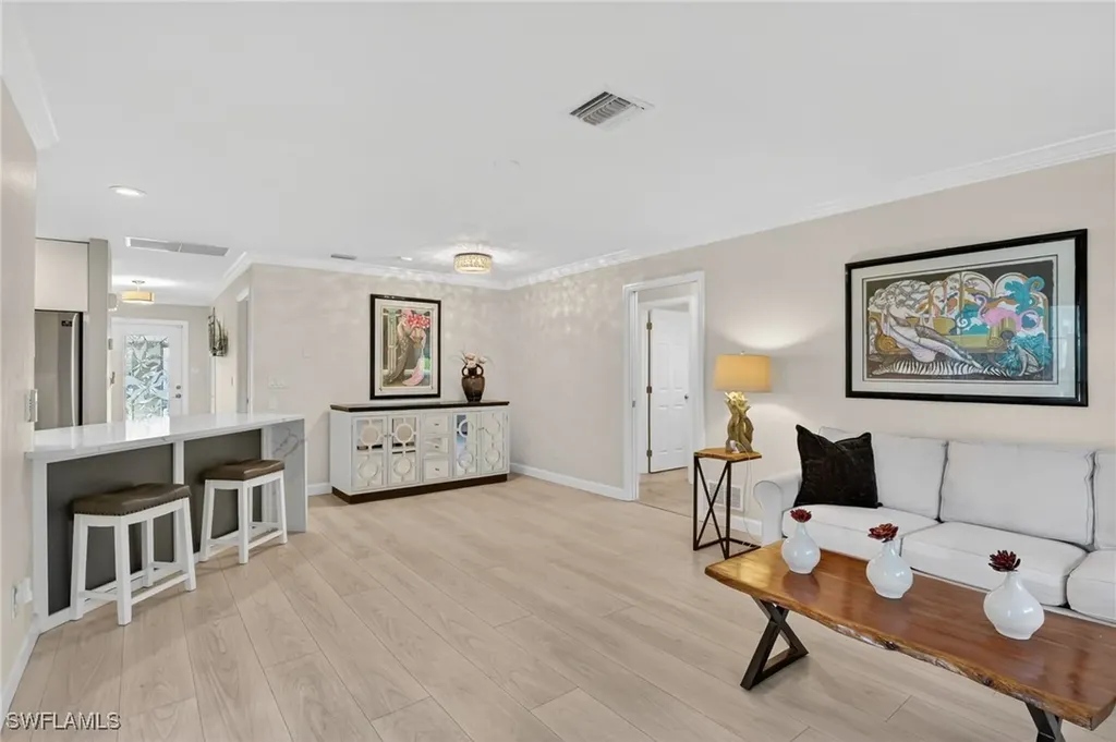 2236 Queens Boulevard Naples FL 34112
